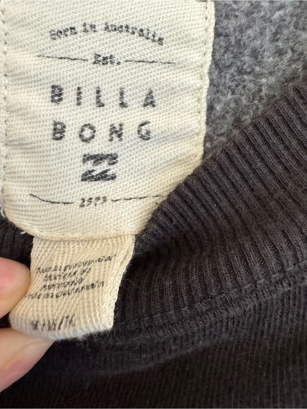 Billabong Black 'Return to Paradise' Graphic Crewneck Sweatshirt - Picture 2 of 4